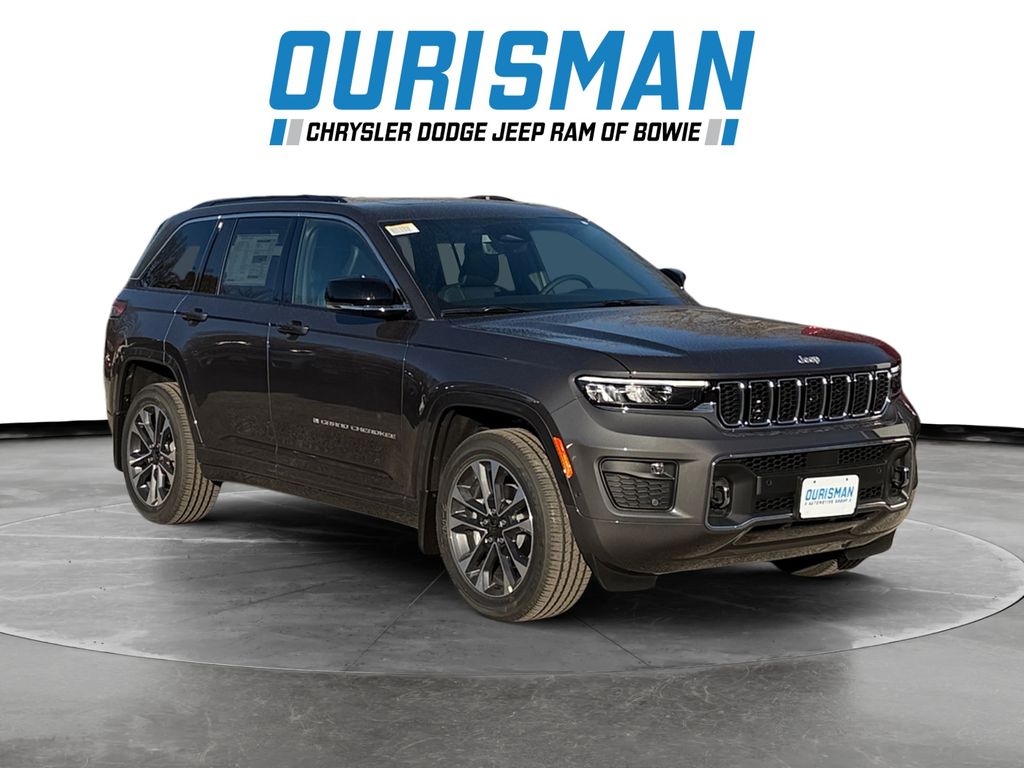2025 Jeep Grand Cherokee Overland's photo