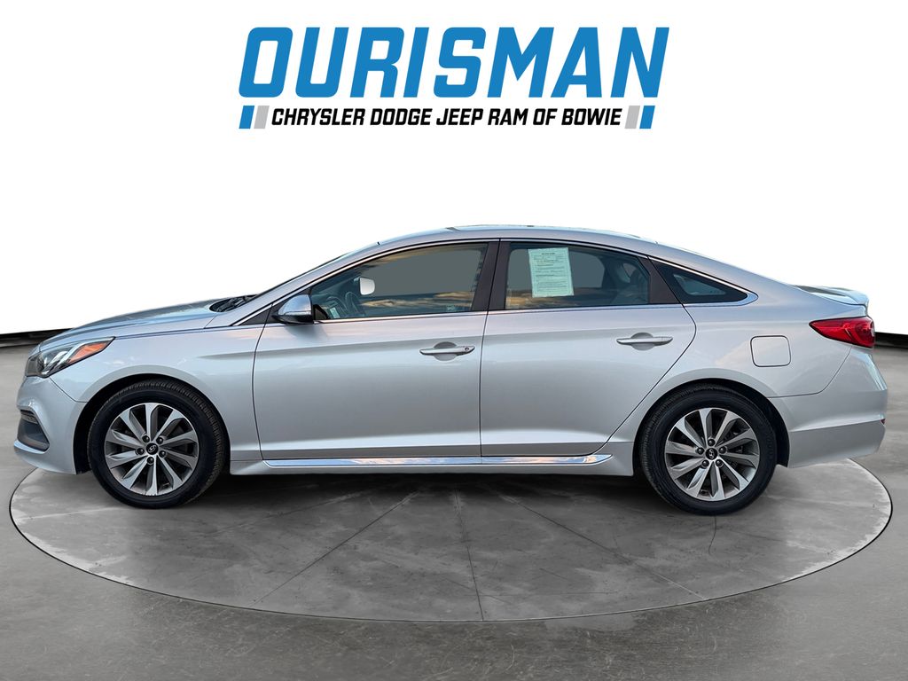 2016 Hyundai Sonata Sport photo 2