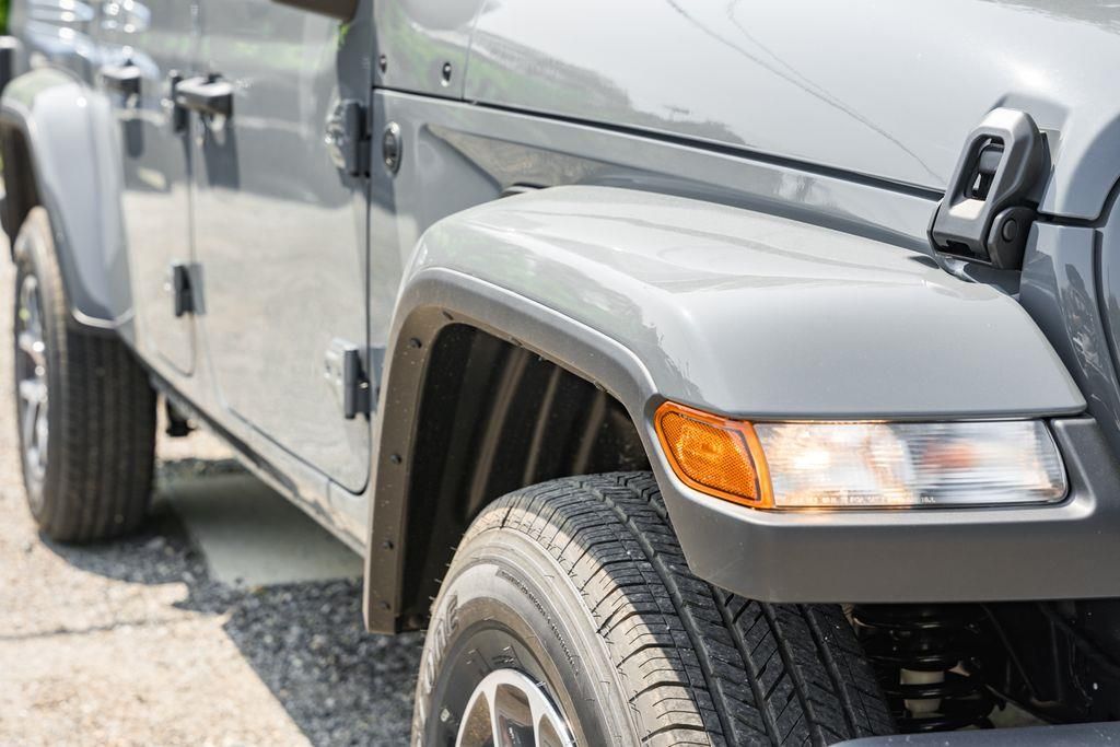2025 Jeep Gladiator Sport S - Photo 15