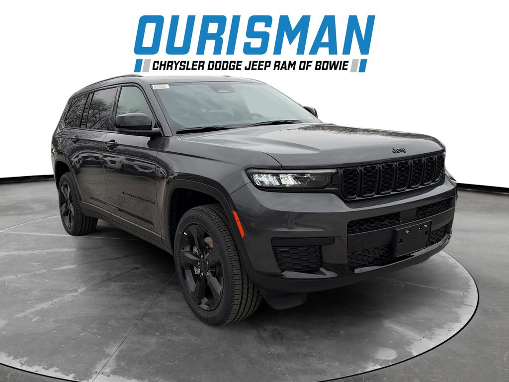 2025 Jeep Grand Cherokee L Altitude's photo