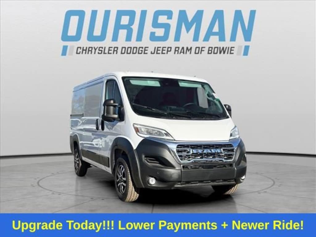New 2025 Ram ProMaster PROMASTER 3500 SLT CARGO VAN LOW ROOF 136' WB Cargo Van
