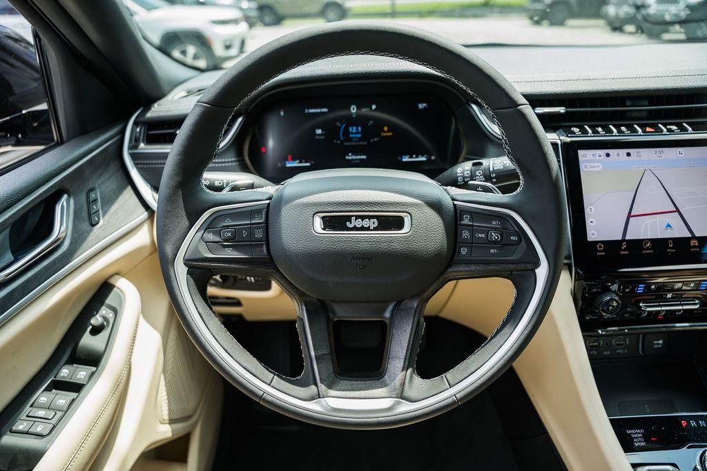 2025 Jeep Grand Cherokee L Limited - Photo 31