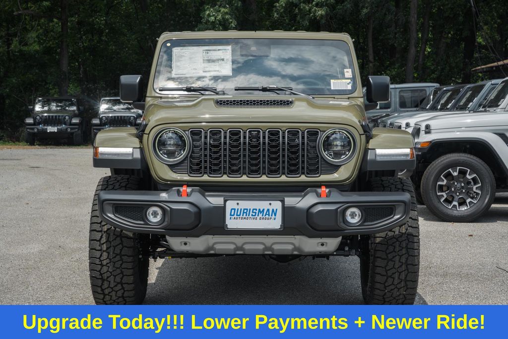2025 Jeep Gladiator Mojave photo 2