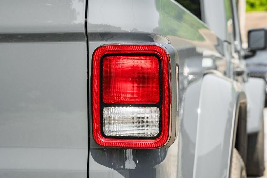2025 Jeep Gladiator Sport S - Photo 6