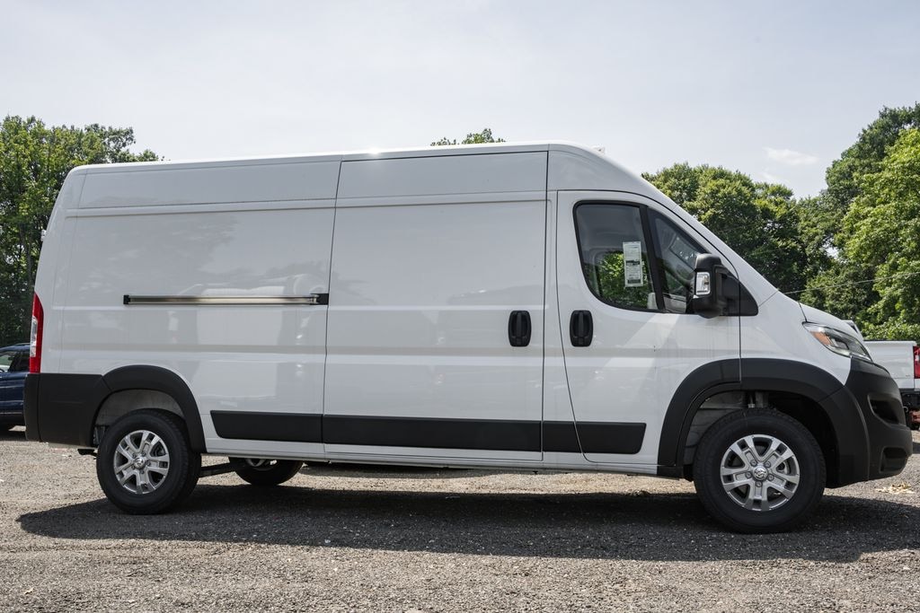 New 2025 Ram ProMaster PROMASTER 3500 SLT CARGO VAN HIGH ROOF 159' WB Cargo Van