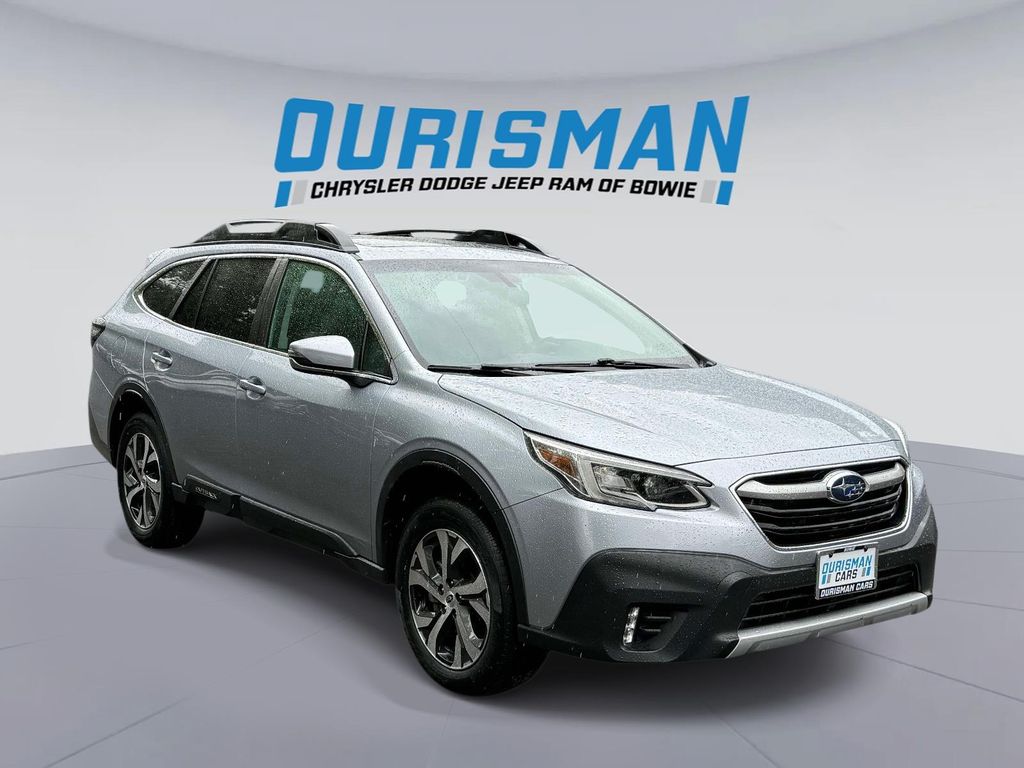 2022 Subaru Outback Limited's photo