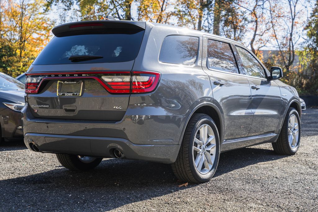 2022 Dodge Durango R/T photo 2