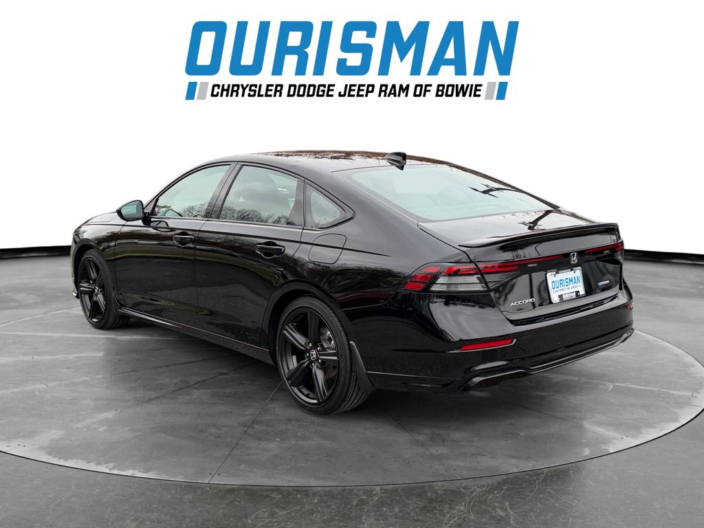 2025 Honda Accord Hybrid Sport-L photo 2