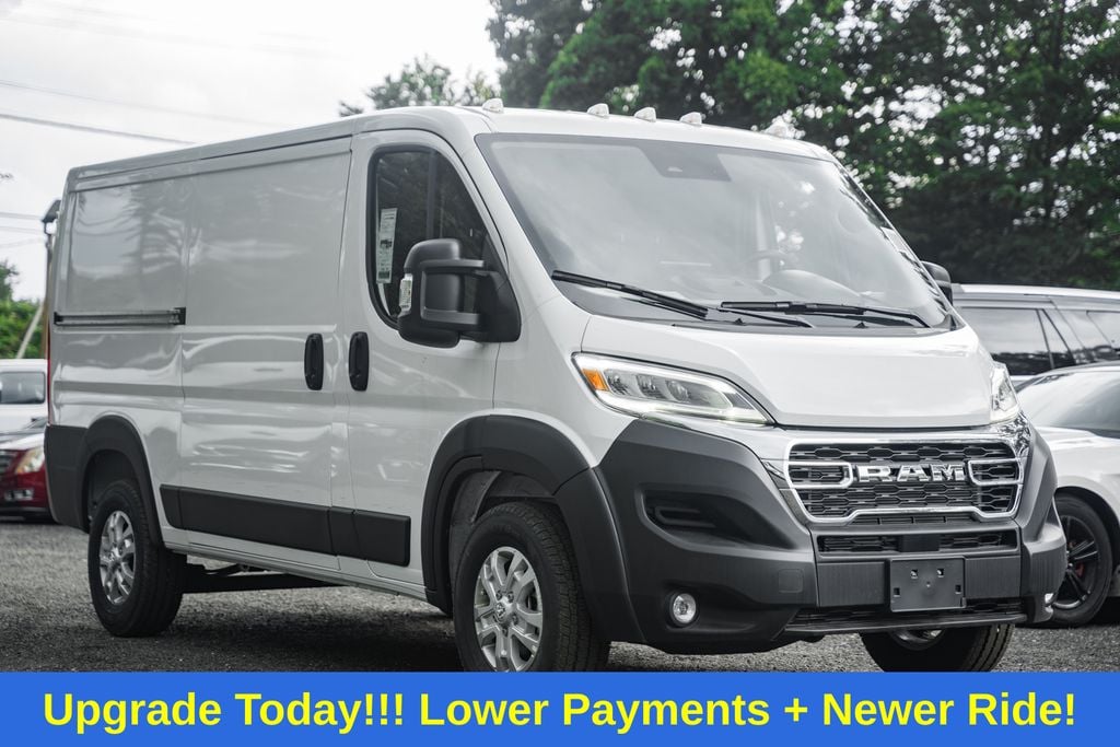 New 2025 Ram ProMaster PROMASTER 2500 SLT CARGO VAN LOW ROOF 136' WB Cargo Van