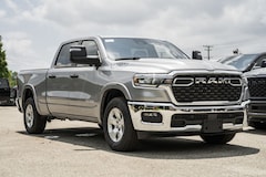 2025 Ram 1500 BIG HORN CREW CAB 4X4 6'4 BOX Pickup