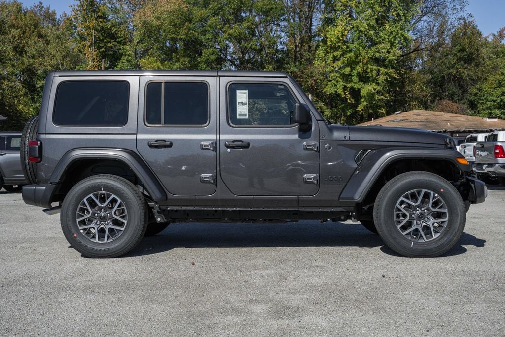 New 2025 Jeep Wrangler 4-DOOR SAHARA Sport Utility