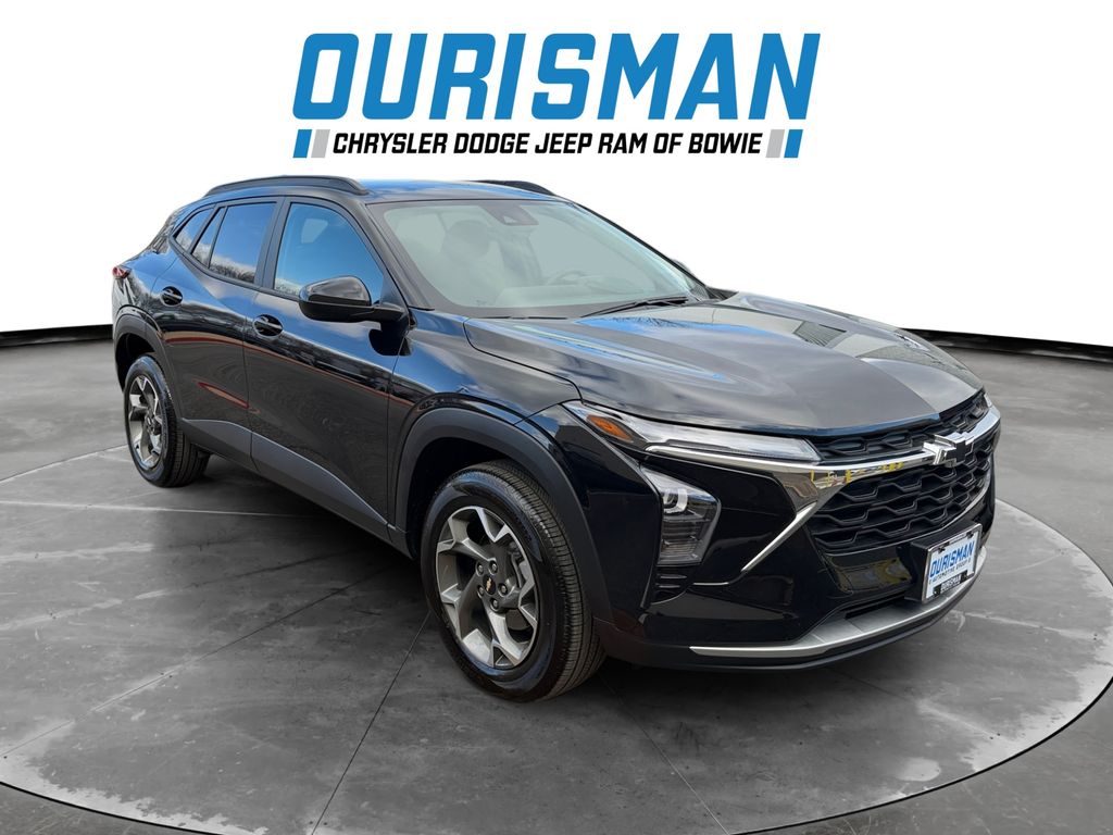 2024 Chevrolet Trax LT's photo