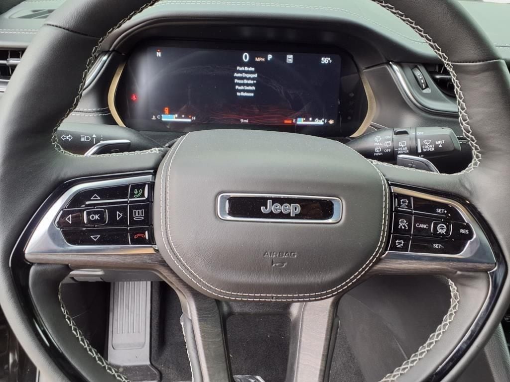 2025 Jeep Grand Cherokee Overland - Photo 24