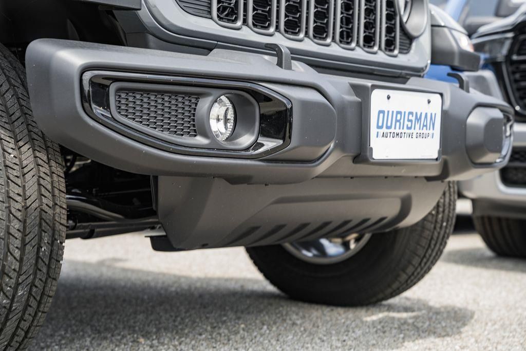 2025 Jeep Gladiator Sport S - Photo 14