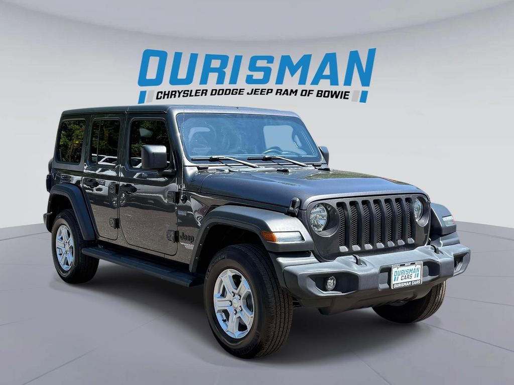 2021 Jeep Wrangler Sport S's photo