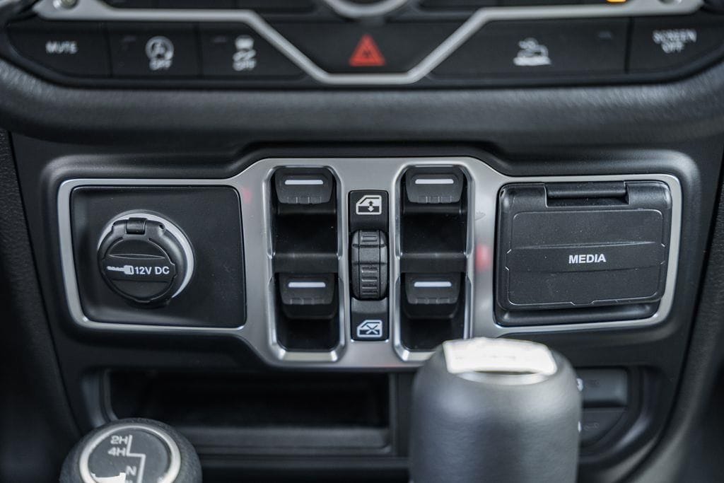 2025 Jeep Gladiator Sport S - Photo 27