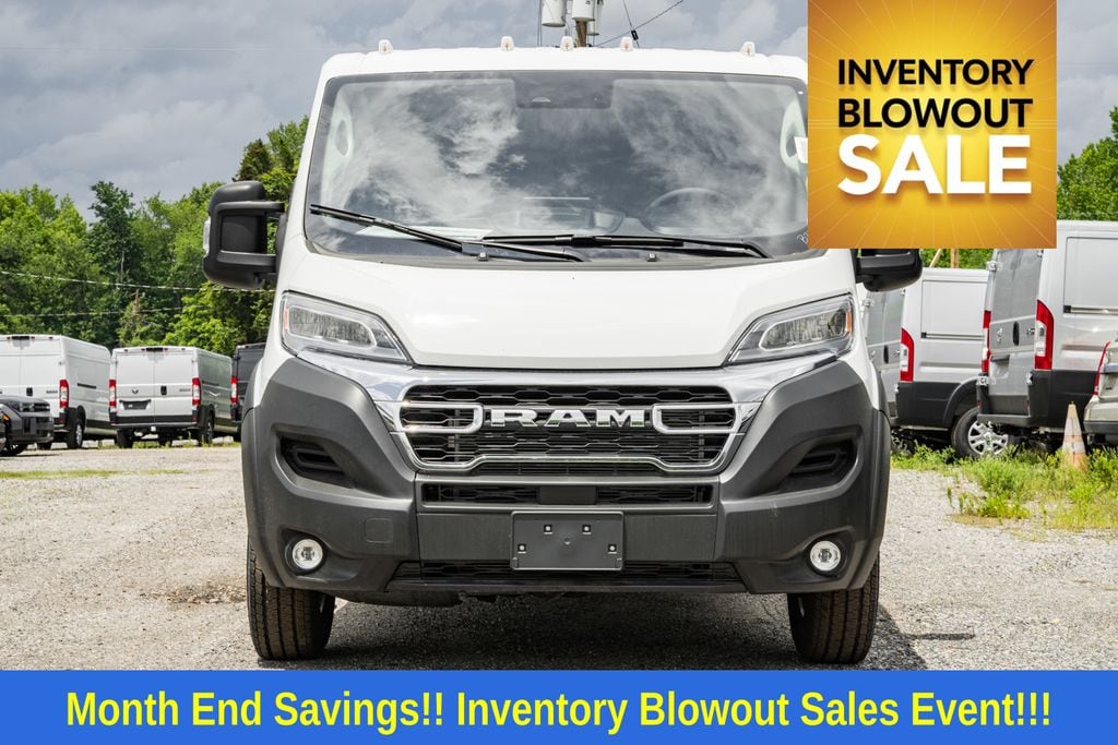 New 2025 Ram ProMaster PROMASTER 2500 SLT CARGO VAN LOW ROOF 136' WB Cargo Van