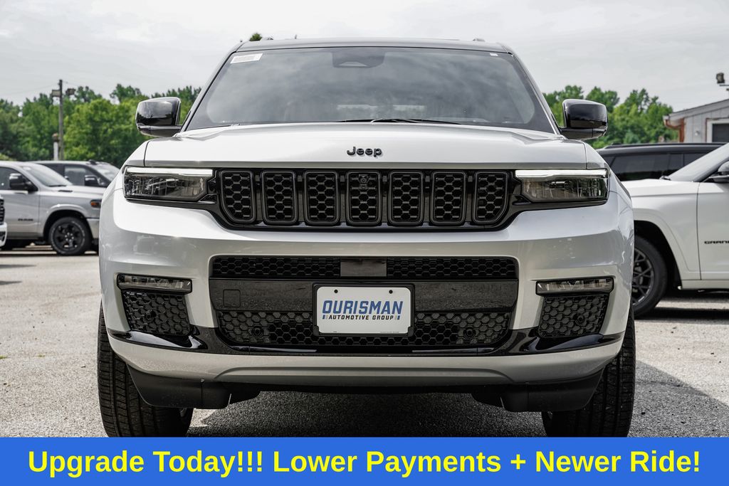 2025 Jeep Grand Cherokee L Summit Reserve photo 2