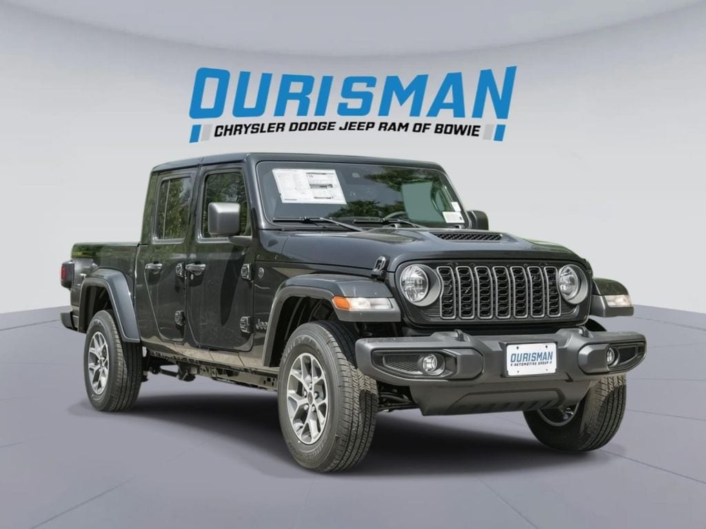 2025 Jeep Gladiator Sport S Auto's photo