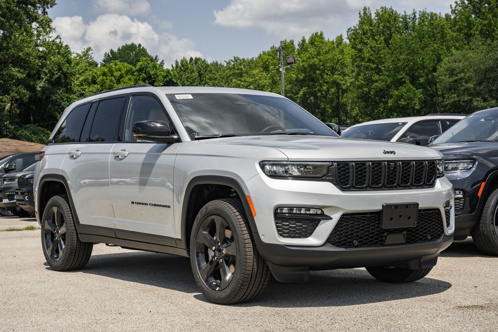 2025 Jeep Grand Cherokee Limited's photo
