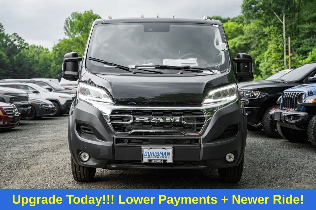 New 2025 Ram ProMaster PROMASTER 3500 SLT CARGO VAN LOW ROOF 136' WB Cargo Van
