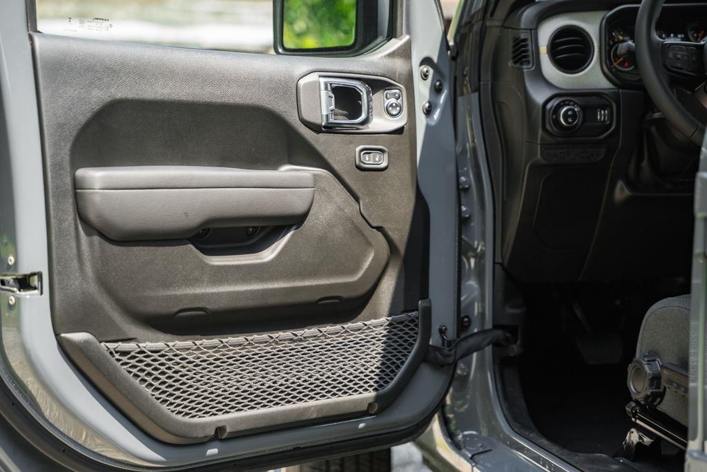 2025 Jeep Gladiator Sport S - Photo 38