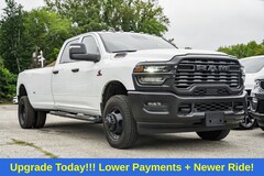 2025 Ram 3500 TRADESMAN CREW CAB 4X4 8' BOX Pickup