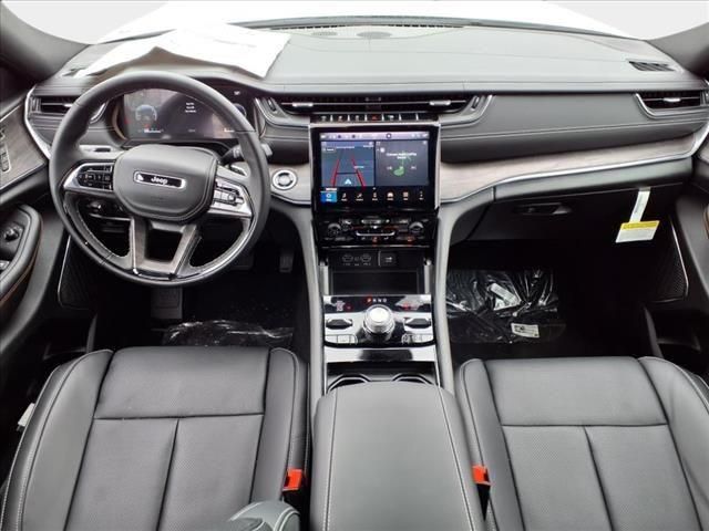 2025 Jeep Grand Cherokee L Overland - Photo 16