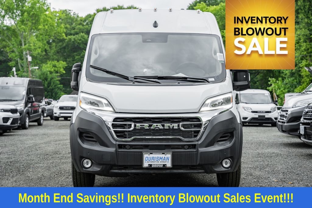 New 2025 Ram ProMaster PROMASTER 3500 SLT CARGO VAN HIGH ROOF 159' WB EXT Cargo Van