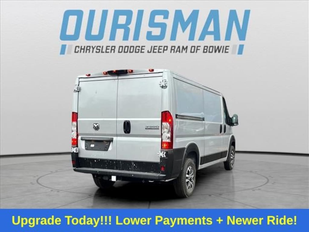 New 2025 Ram ProMaster PROMASTER 3500 SLT CARGO VAN LOW ROOF 136' WB Cargo Van