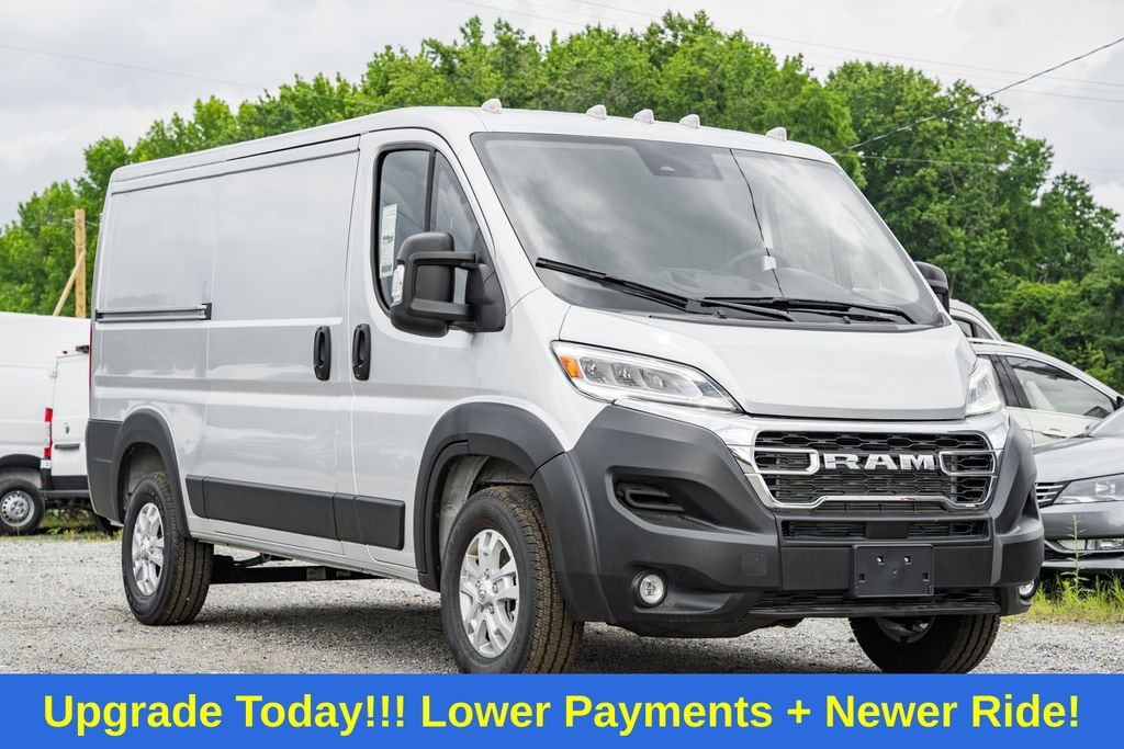 New 2025 Ram ProMaster PROMASTER 2500 SLT CARGO VAN LOW ROOF 136' WB Cargo Van