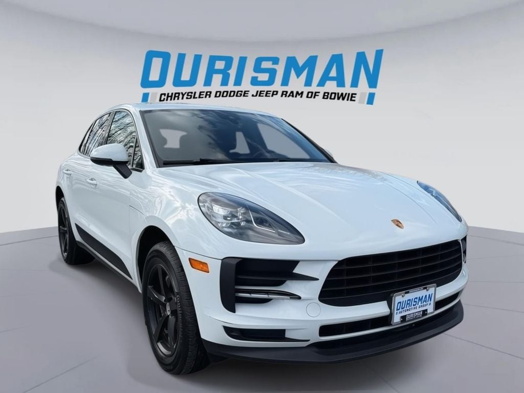 2021 Porsche Macan Base