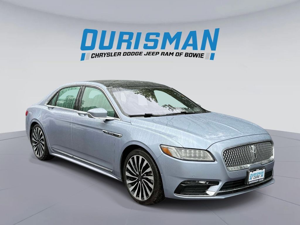 2019 Lincoln Continental Black Label FWD's photo