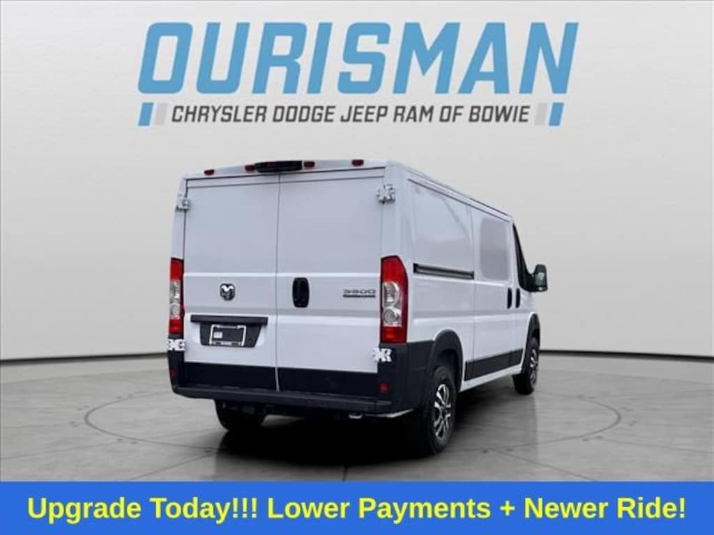 New 2025 Ram ProMaster PROMASTER 3500 SLT CARGO VAN LOW ROOF 136' WB Cargo Van