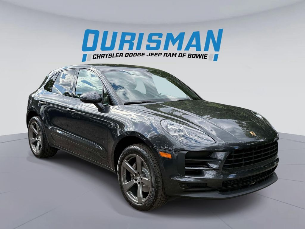2019 Porsche Macan -'s photo