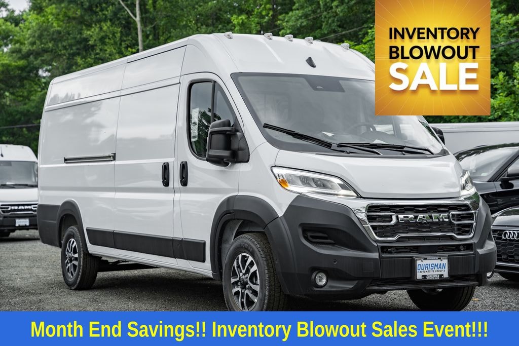 New 2025 Ram ProMaster PROMASTER 3500 SLT CARGO VAN HIGH ROOF 159' WB EXT Cargo Van