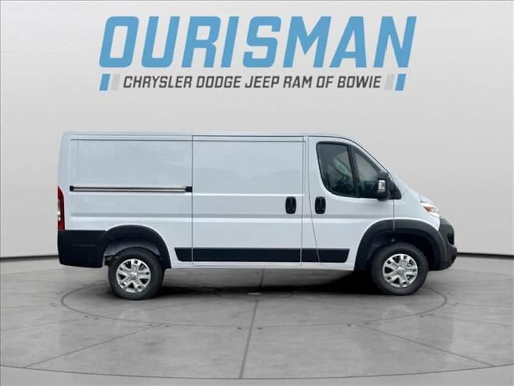 New 2025 Ram ProMaster PROMASTER 2500 SLT CARGO VAN LOW ROOF 136' WB Cargo Van