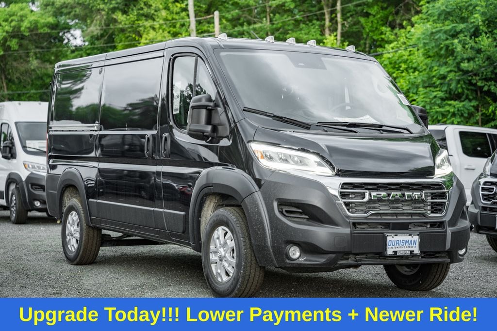 New 2025 Ram ProMaster PROMASTER 2500 SLT CARGO VAN LOW ROOF 136' WB Cargo Van