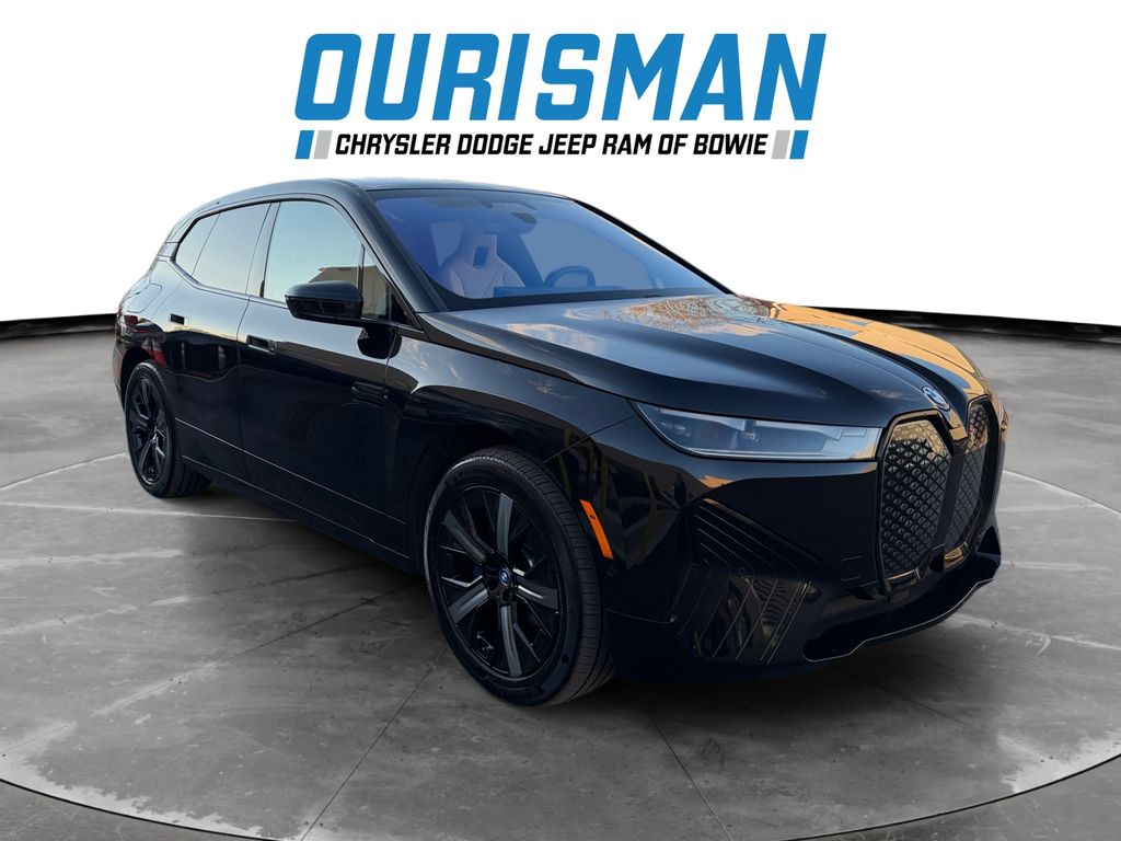 2024 BMW iX Base's photo