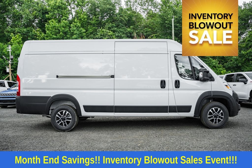 New 2025 Ram ProMaster PROMASTER 3500 SLT CARGO VAN HIGH ROOF 159' WB EXT Cargo Van