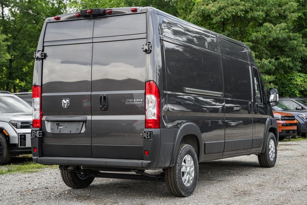 New 2025 Ram ProMaster PROMASTER 3500 SLT CARGO VAN HIGH ROOF 159' WB Cargo Van