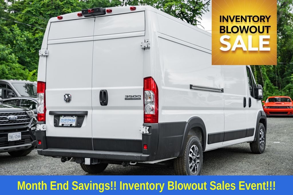New 2025 Ram ProMaster PROMASTER 3500 SLT CARGO VAN HIGH ROOF 159' WB EXT Cargo Van