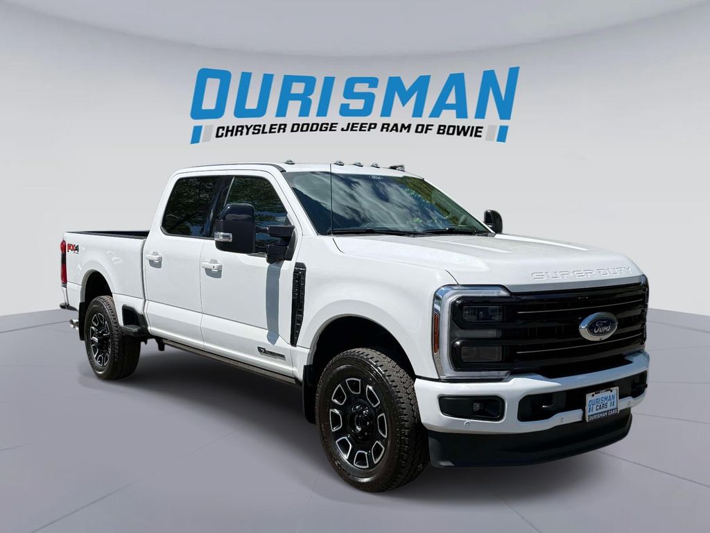 2025 Ford F-250 Platinum 4x4 Crew Cab 8' Box's photo