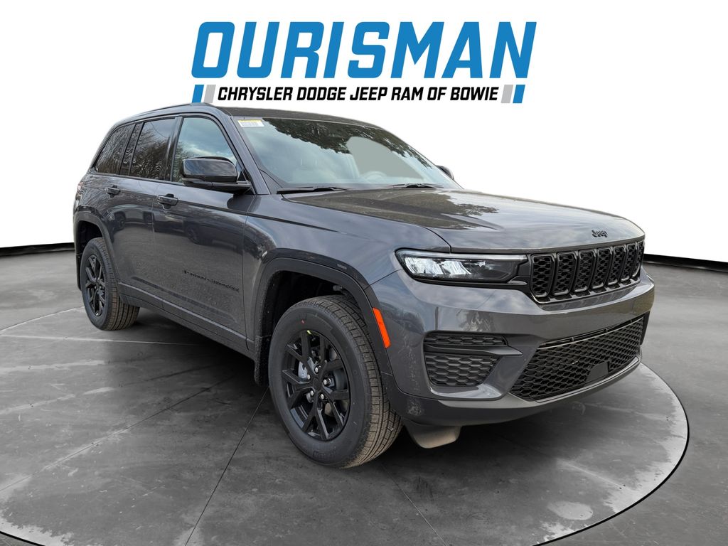 2025 Jeep Grand Cherokee Altitude's photo