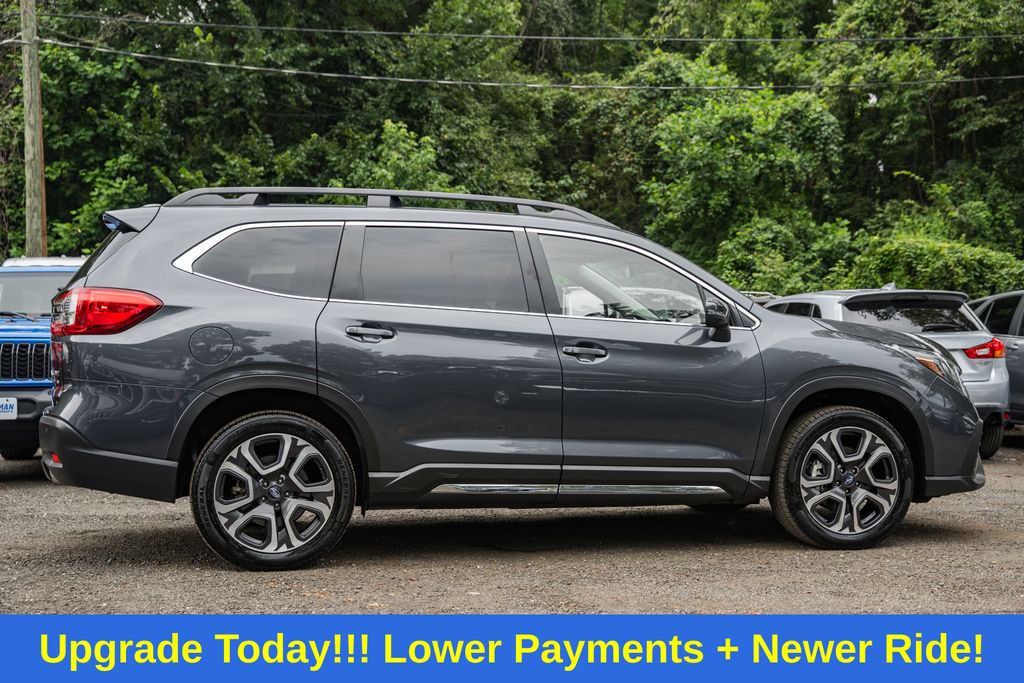 2023 Subaru Ascent Limited photo 2