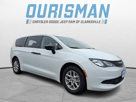 2023 Chrysler Voyager LX Van Passenger Van