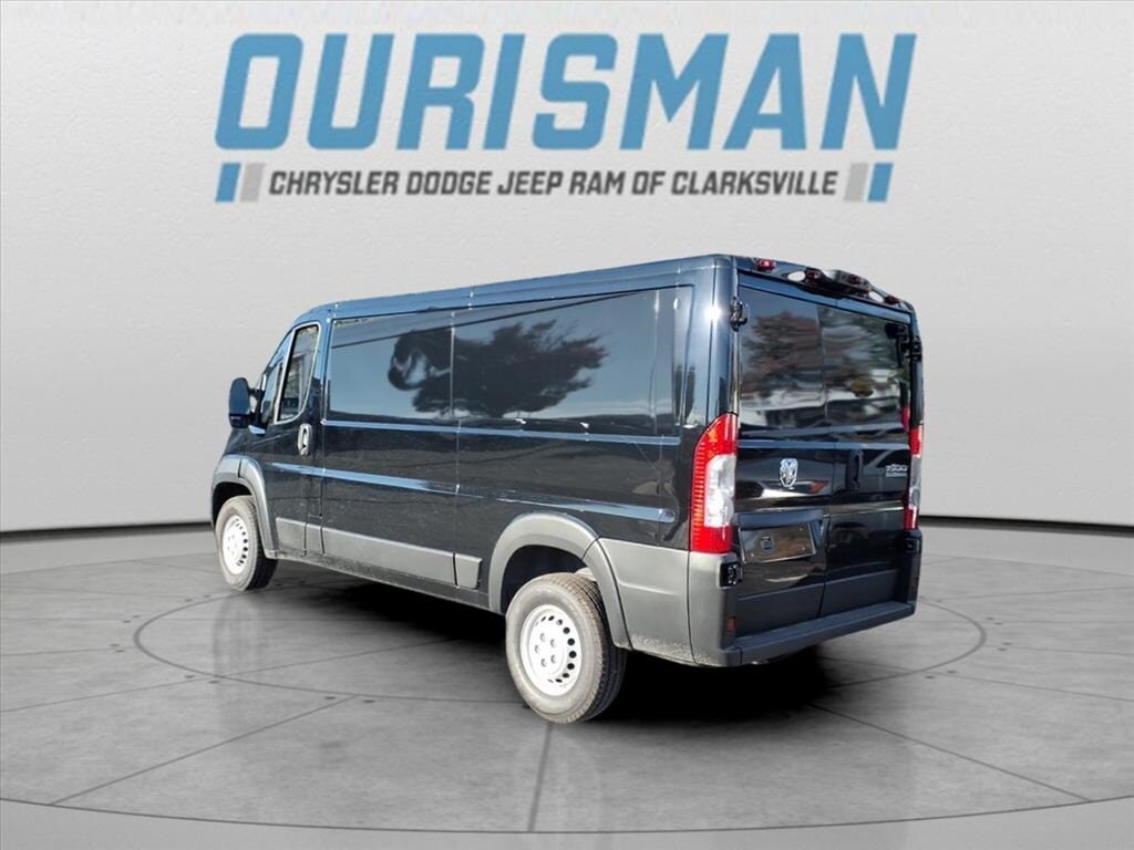 2026 Ram ProMaster 1500 Tradesman Cargo Van photo 4