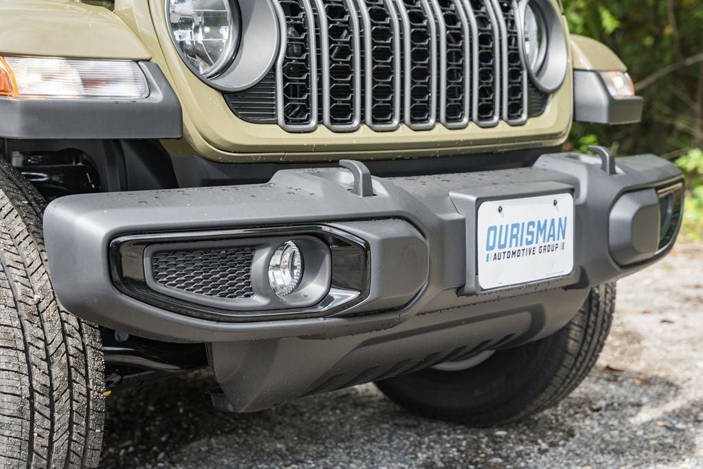2025 Jeep Gladiator Sport S - Photo 11