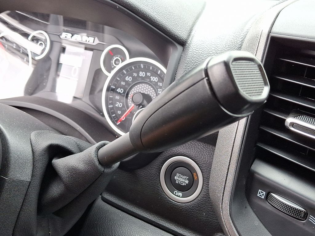 2025 RAM 2500 Tradesman - Photo 12