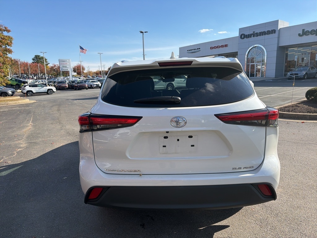 Used 2021 Toyota Highlander XLE SUV